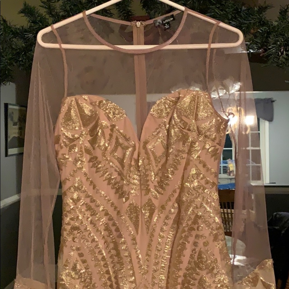 Mesh sequin mini dress !
